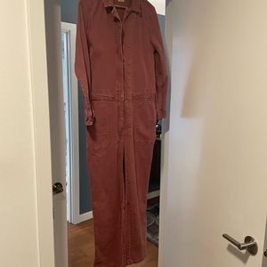 Faherty jumpsuit, ridiculously flattering!